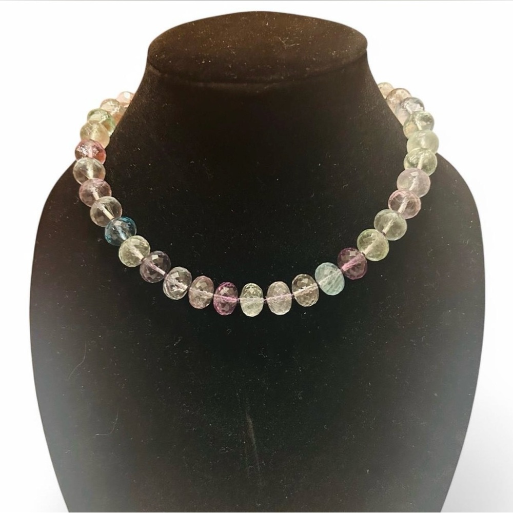 Elegant Multicolor Beaded Necklace